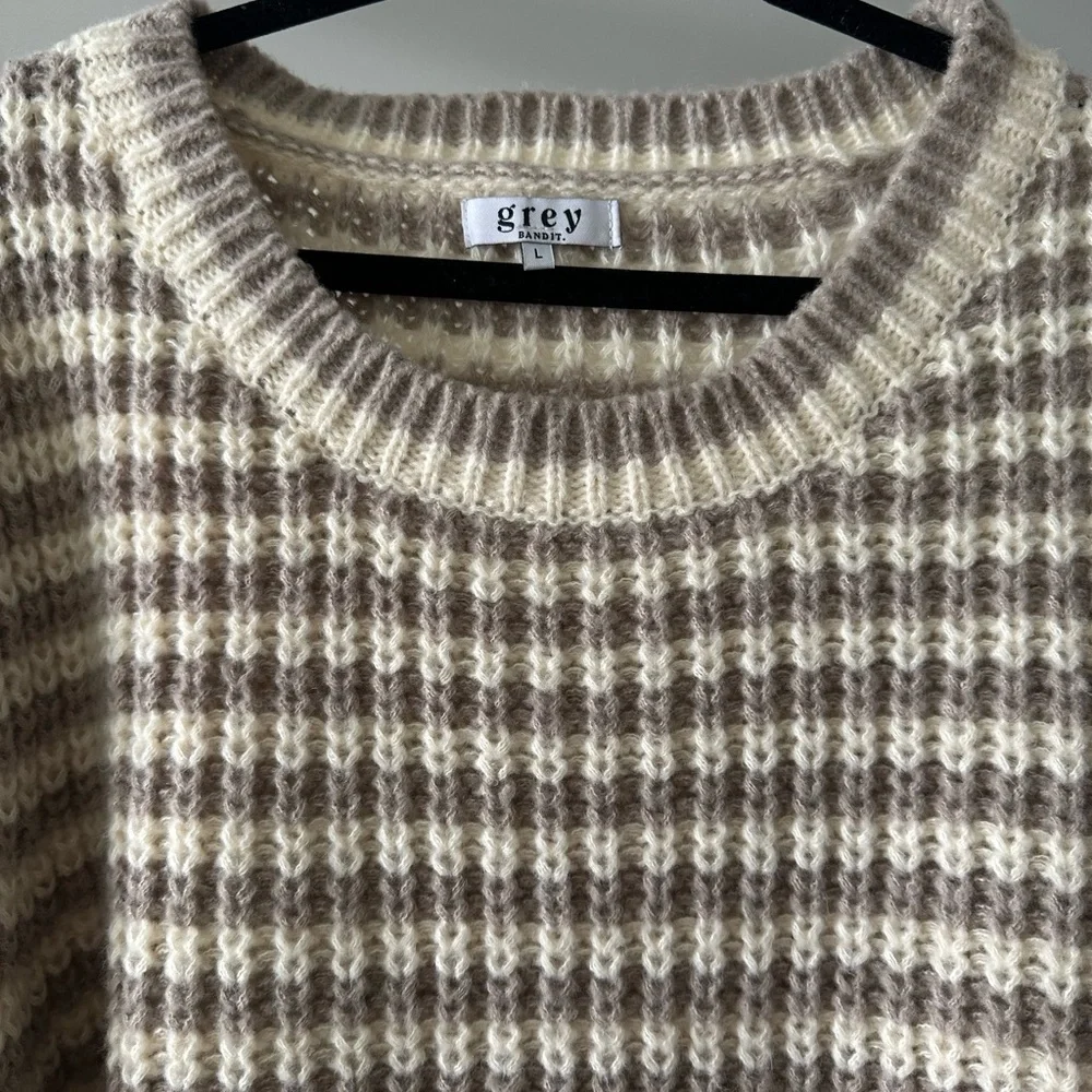 NWOT Grey Bandit Striped Knit Sweater - Cream and Brown L - Picture 9 of 10